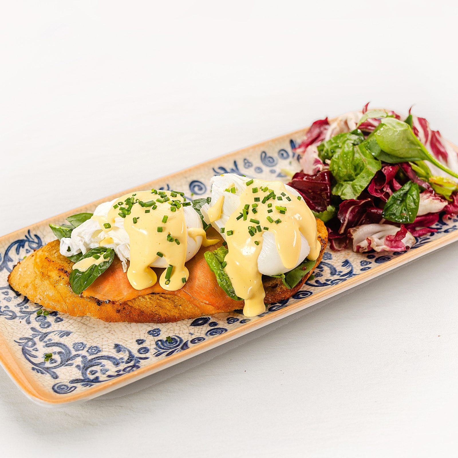 EGGS ROYALE